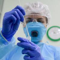 У тернополянки, яка працює в Монастириську, виявили коронавірус