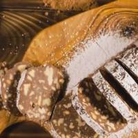 Ніжна ковбаска з солодкого печива зі згущеним молоком. Дітки її обожнюють, як готувати, так і їсти