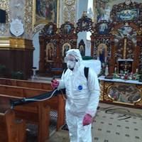 У Чортківському районі інфікована коронавірусом жінка ходила на Великдень до церкви і на кладовище