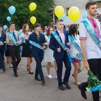 Чи святкуватимуть школярі Тернопільщини випускний бал та свято Останнього дзвоника