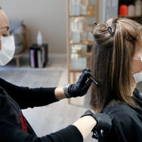 Стало відомо, коли в Тернополі можуть запрацювати салони краси