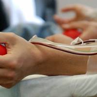 Через карантин у лікарнях бракує донорської крові. Ви можете допомогти