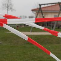 Кабмін планує продовжити карантин до 22 травня, проте послабить його