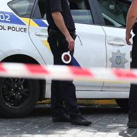 Біля КПП водій намагався наїхати на поліцейського