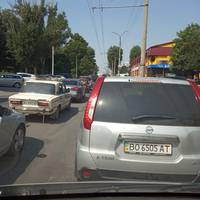 Транспортний колапс: попри карантин, у Тернополі – довжелезні затори