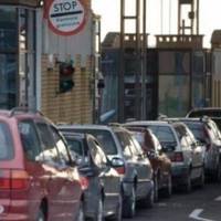 «Ви там не здypiли? Змушуєте кидати сім`ї, а потім збuваєте бабки…»: заробітчанин пiдipвав мережу