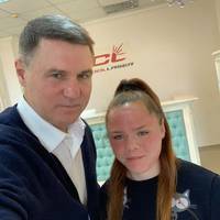 Рідна мати покалічила: Хірурги взялись допомогти школярці з Тернополя (ФОТО)