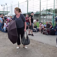 Черги на кордоні з Польщею: люди по 10 годин чекають на проходження контролю (відео)