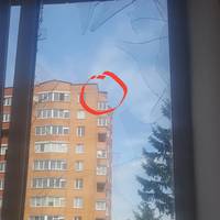 Цеглу розкидало на десятки метрів: у Тернополі в будинок влучила блискавка. ВІДЕО