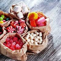 Увага! На Тернопільщину могли завезти партію отруйних цукерок