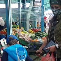 Не носять масок ні продавці, ні покупці: у Тернополі перевіряли ринки (ВІДЕО)