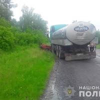 На Тернопільщині зіткнулися легківка з вантажівкою: загинуло двоє людей (ФОТО)