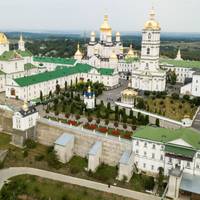 У Почаєві людей закликали прийти на таємничу акцію «стояння проти вишки 5G» (фото)