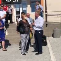 Ставай на коліна. У селі на Тернопільщині конфлікт між громадою та головою