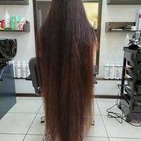 Жителька Тернопільщини відростила волосся, довжиною 120 сантиметрів