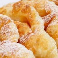 Чесно скажу, такі хрумкі та повітряні вергуни виходять лише за цим рецептом на кефірі!