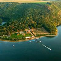 8 шикарних місць, де зупинитись для відпочинку на Дністрі