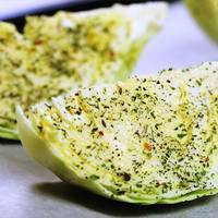 Поки лютує коронавірус – харчуємось корисно! Ось це капуста. Готуємо вже цілий тиждень – не можемо відірватися