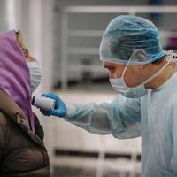 Через спалах на заводі у Бережанах масово поширюється коронавірус