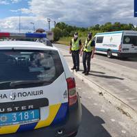 На в’їздах до Тернополя поліція перевіряє великогабаритний транспорт