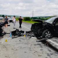 Тернополяни потрапили на Івано-Франківщині у жахливу аварію (ФОТО)