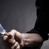 Чоловіка, який з ножем накинувся на завідувачку дитсадка, визнали неосудним