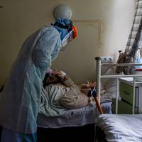 На Тернопільщині готуються розгортати ліжкомісця “другої хвилі” через зростання захворюваності на COVID-19 (Відео)