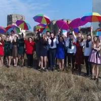 Теребовлянські випускники зняли кліп на пісню «Щаслива країна» (відео)