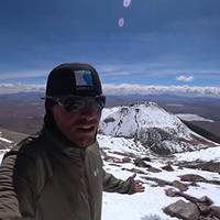 Українець підкорив вулкан висотою понад 6 тисяч метрів на велосипеді: вражаюче відео