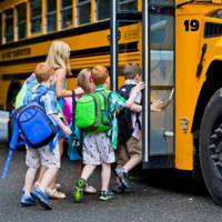 З 1-го вересня тернопільські школярі їздитимуть до школи на спеціальному транспорті