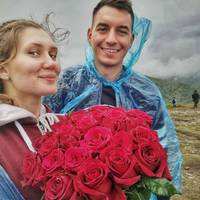 “Сказала “так” на висоті 2061 м”: хлопець з Тернопільщини освідчився дівчині з Білорусі прямо на Говерлі (ФОТО)