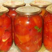 Рецепт приготування дуже смачних помідорів у власному соку з перцем