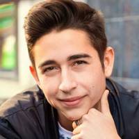 Переможець «Голосу країни» з Тернопільщини презентував романтичну композицію (відео)