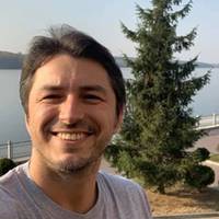 Притула розкритикував український шоу-бізнес, представники якого є часто “вне политики”