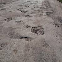 Дорогу між Бучачем і Товстим на Тернопільщині «охрестили» «дорогою в Мордор»