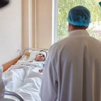 Народився в сорочці. Зеленський показав фото, курсанта який вижив у катастрофі