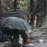 До непритомного безхатька у Тернополі виїхала “швидка”, а він відмовився від госпіталізації