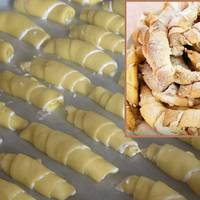 Простий рецепт рогаликів. Тісто виходить дуже ніжним, випічка тане у роті