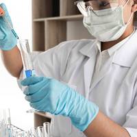 Результат за 15-30 хв: незабаром сімейні лікарі також тестуватимуть на COVID-19