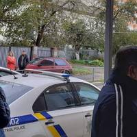 Мешканці одного із будинків Тернополя протестують