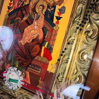 “Заплакала, як жінка”: на Тернопільщині почала мироточити ікона (Фото)