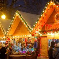 Тільки ялинка чи міські забави: тернополяни можуть проголосувати, чи хочуть новорічних святкувань у карантин