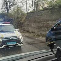 На аварійному мості у Струсові штрафують водіїв (фото)