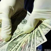 У тернополянина на митниці конфіскували понад 70000 доларів