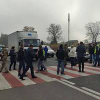 Планують перекрити дорогу: у Тернопільській області збираються на акцію протесту