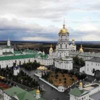 Почаївську лавру хочуть передати Православній церкві України