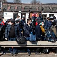 Від завтра!Нововведення!У Польщі змінили правила в’їзду для українців: ПЛР-тест вже не діє