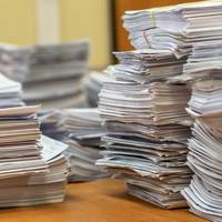 Тернополян закликають здати макулатуру задля доброї справи