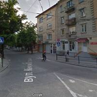 У Тернополі водій просить забрати знак “Зупинка заборонена” у центрі міста