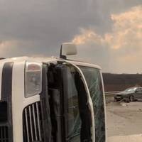 Аварія біля Тернополя: автомобілі розтрощені, рух заблокований (ФОТО, ВІДЕО)